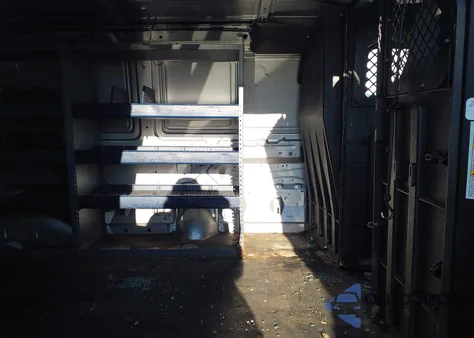 2011 Ford E-350 Super Duty Commercial z USA, uszkodzony, nr VIN 1FTSE3EL7BDB40282